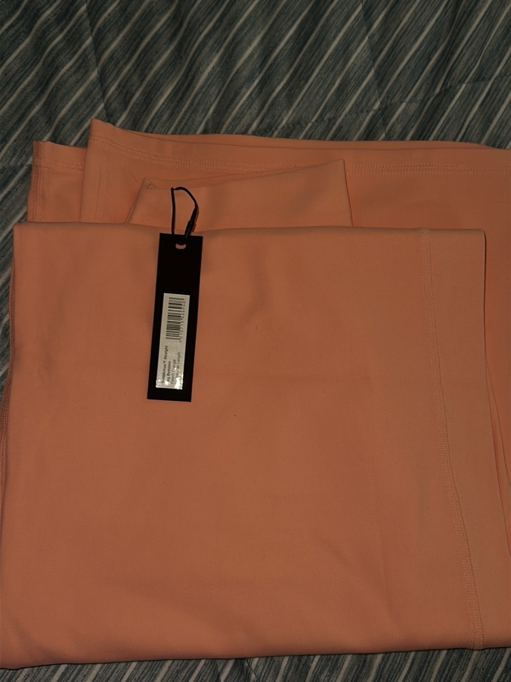 Soft motion straight leg bottoms oner active